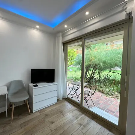 - Proche 公寓 多维尔