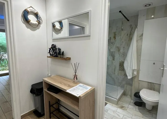 - Proche * ドーヴィル